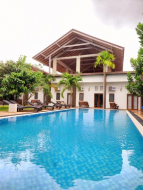  Cloud 9 Boutique Hotel  Negombo